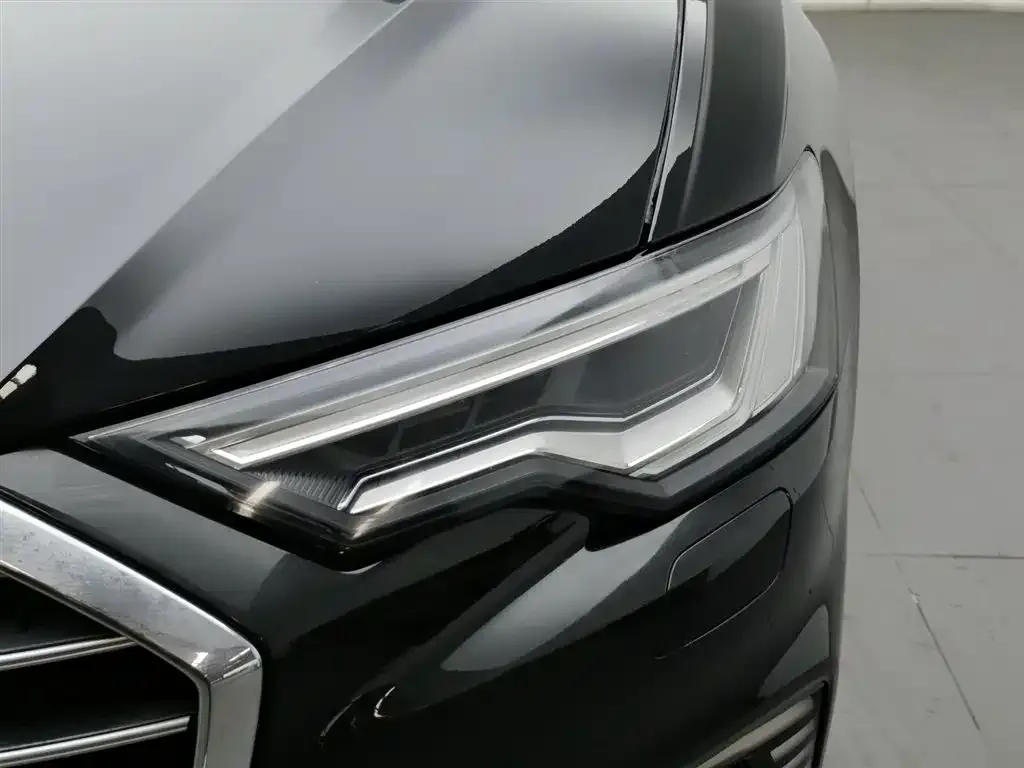Audi A6L New Energy 2023 из CN, фото 6