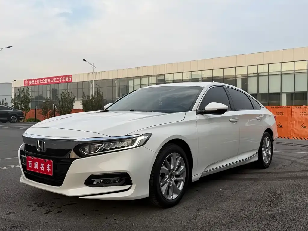 Honda Accord — фото 4