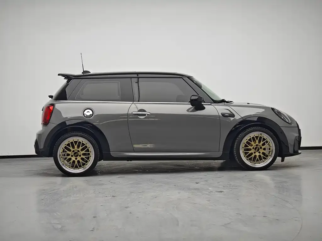 MINI JCW (John Cooper Works) — фото 2