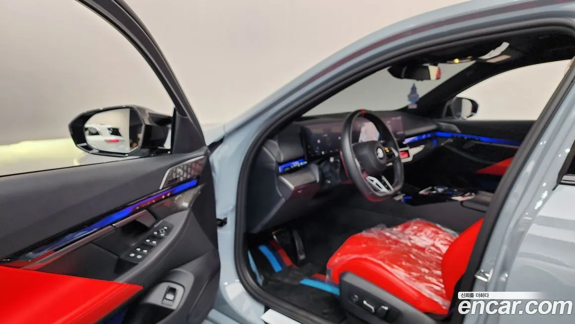 BMW M5 2025 из KR, фото 5
