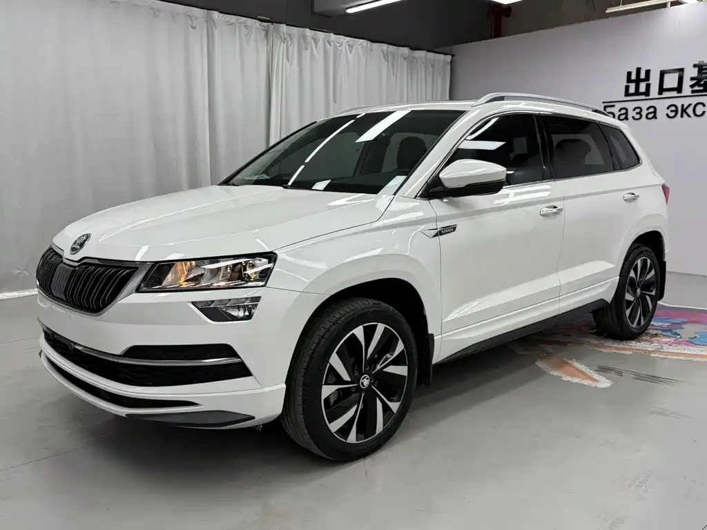 Skoda Karoq — фото 1