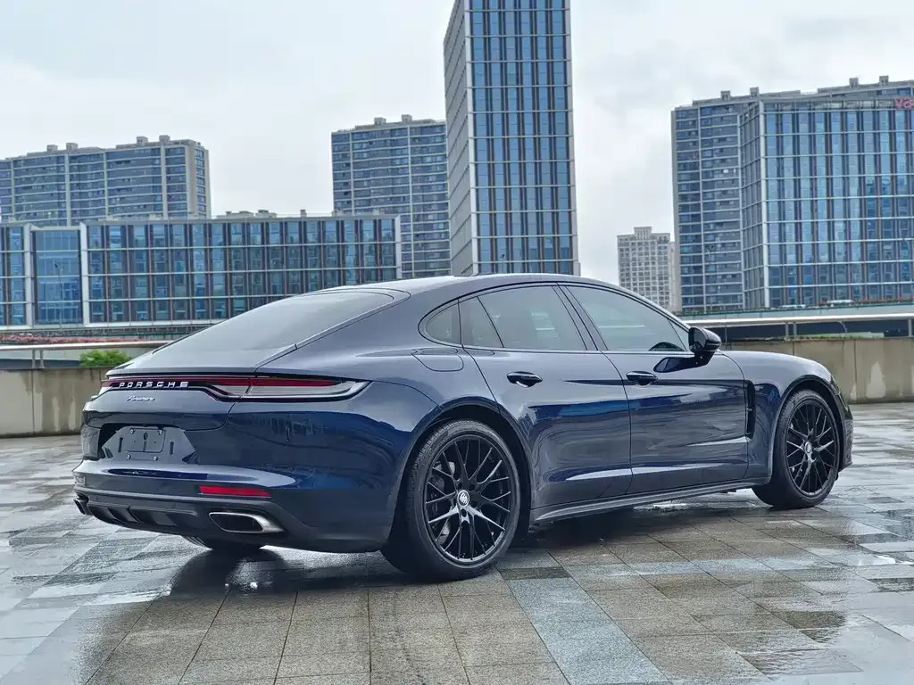 Porsche Panamera — фото 10
