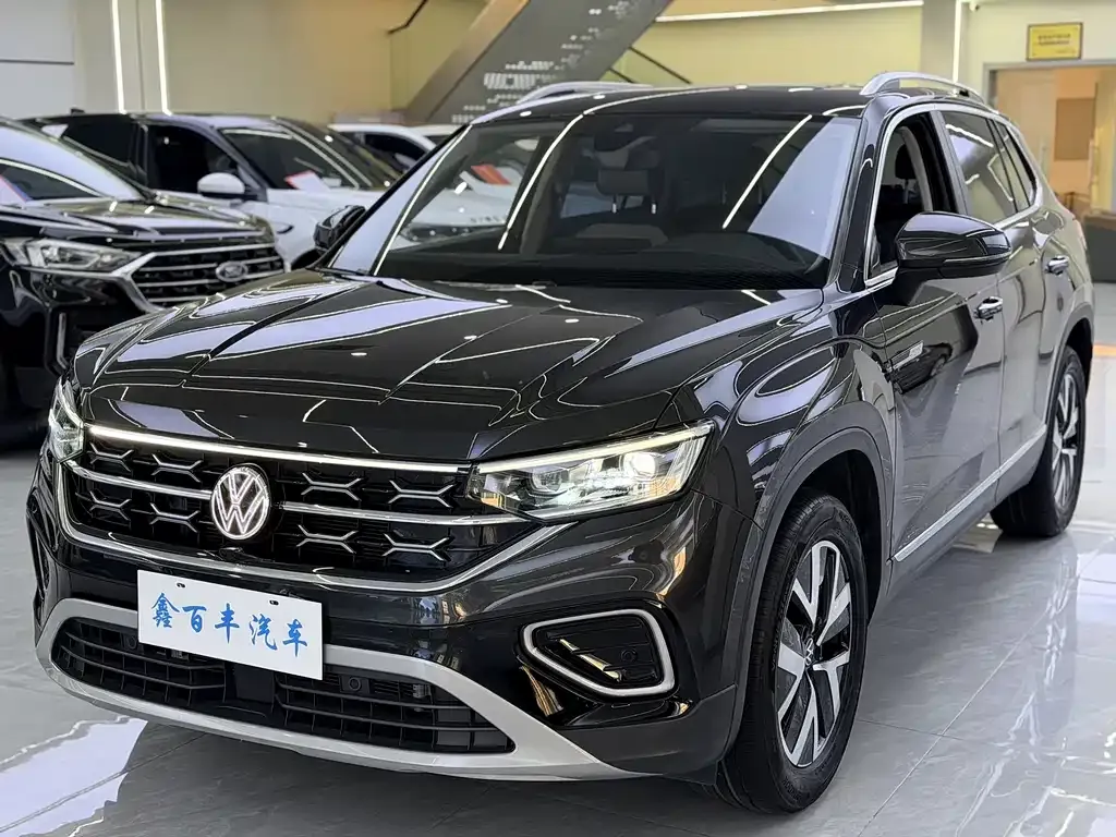 Volkswagen Tayron — фото 1