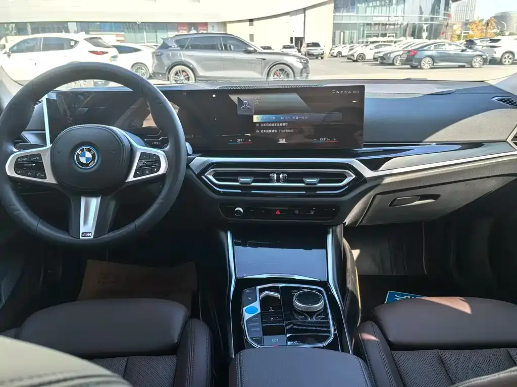 BMW i3 — фото 4