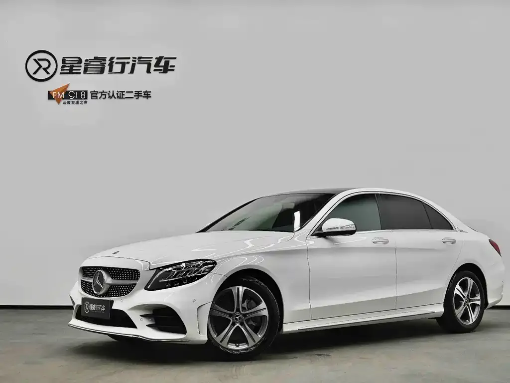 Mercedes-Benz C-Class — фото 1