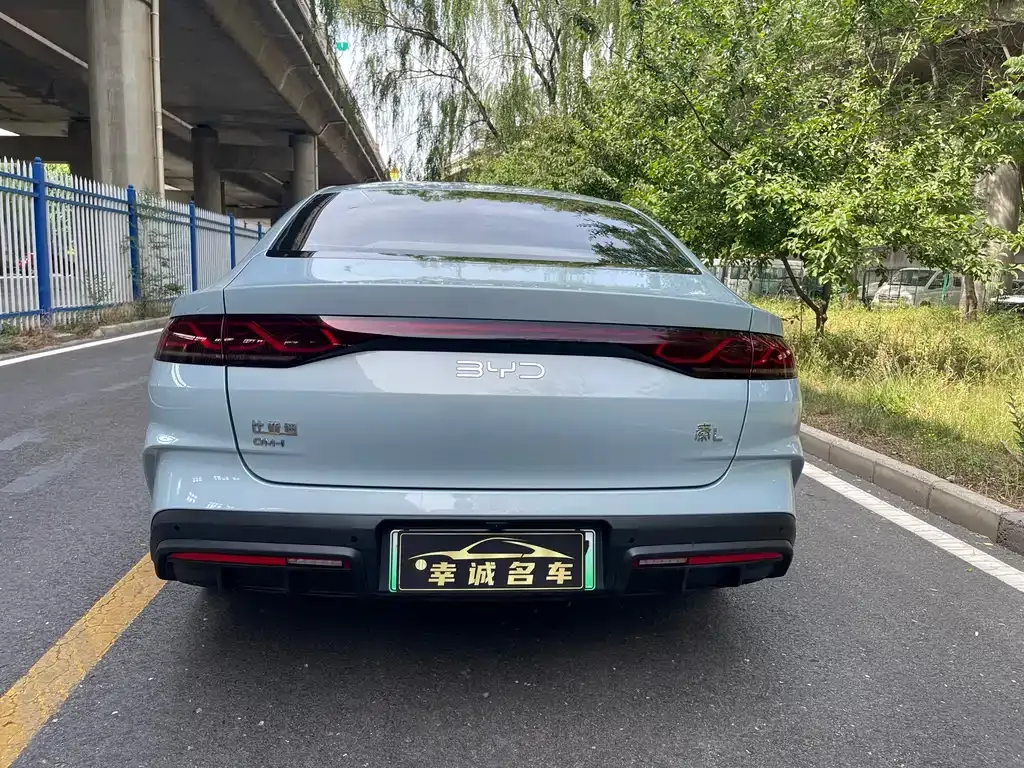 BYD Qin L — фото 7