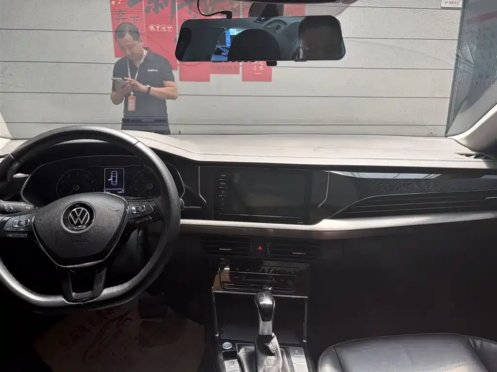 Volkswagen Passat — фото 8