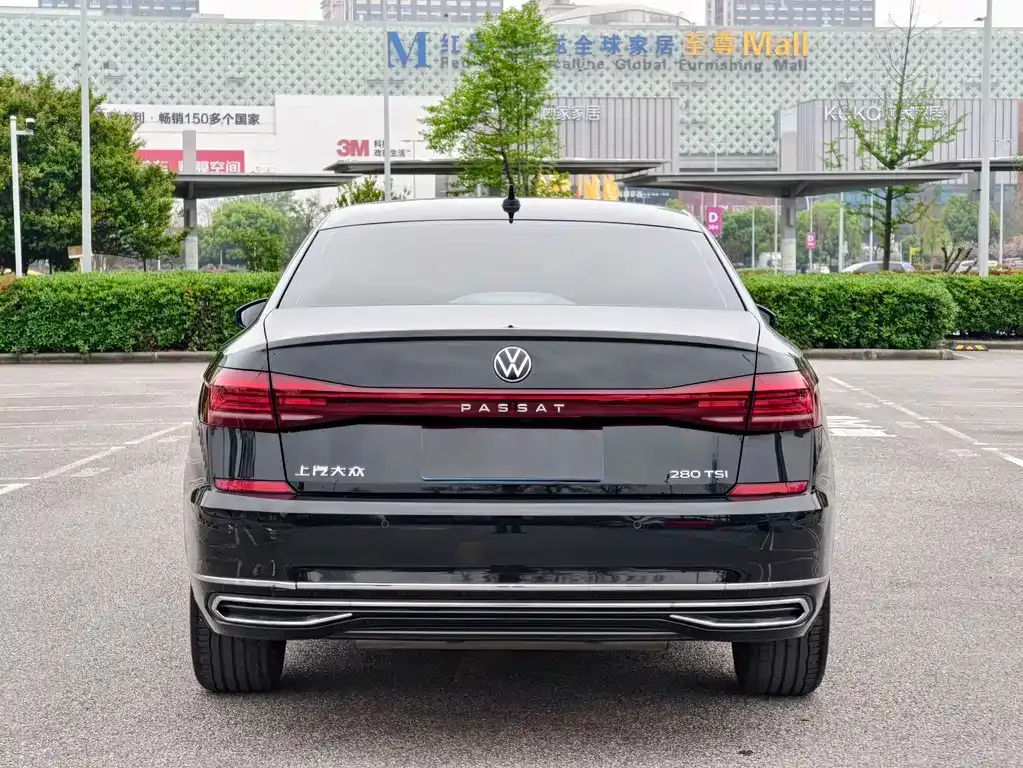 Volkswagen Passat — фото 6
