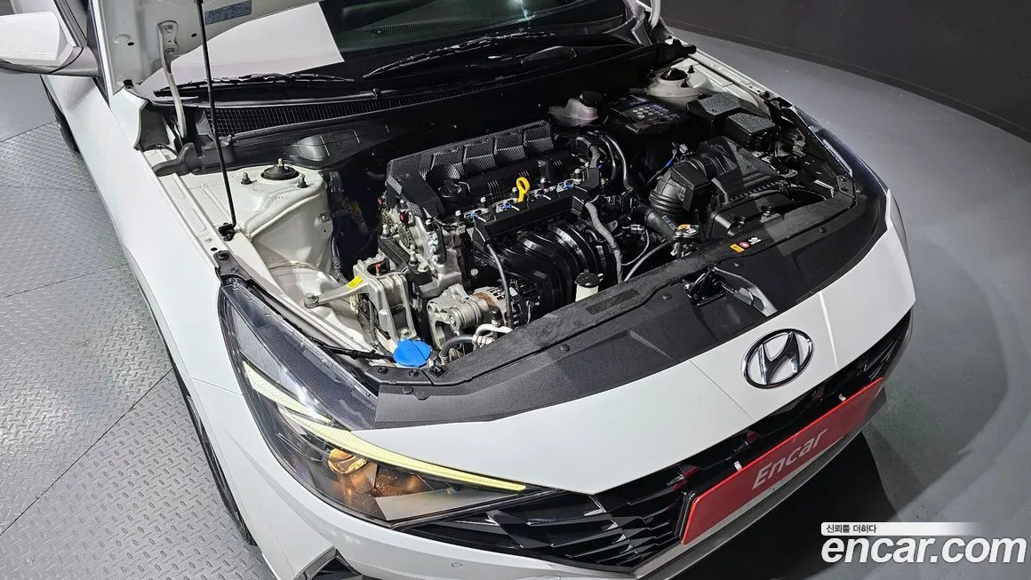Hyundai AVANTE — фото 4
