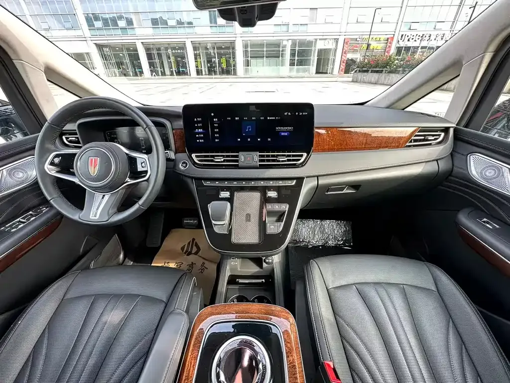Hongqi HQ9 2023 из CN, фото 8