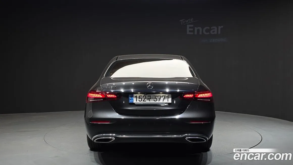 Mercedes-Benz E-Class 2021 из KR, фото 2