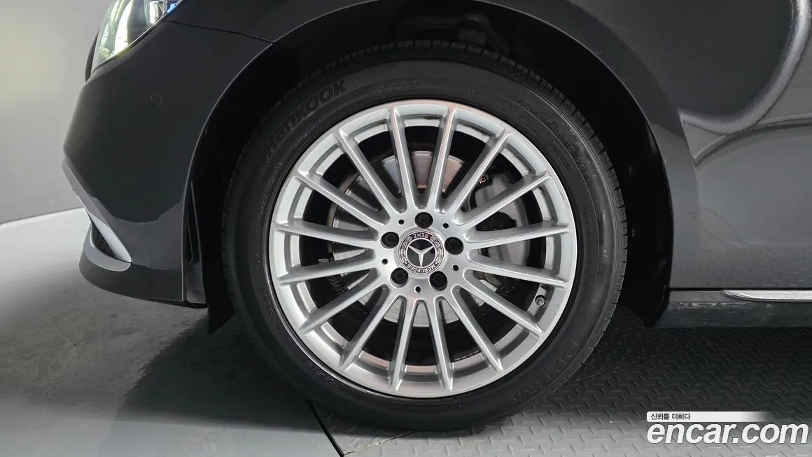 Mercedes-Benz E-Class 2021 из KR, фото 6