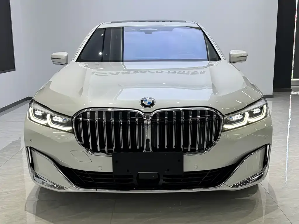 BMW 7 Series — фото 8