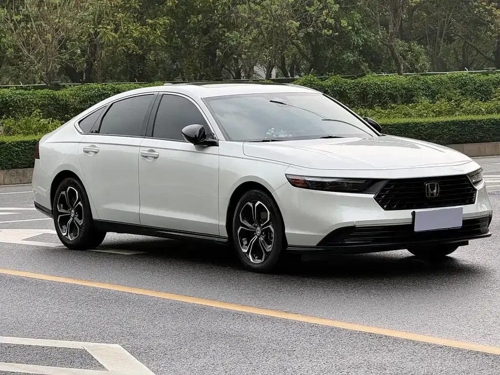 Honda Accord 2023 из CN, фото 10