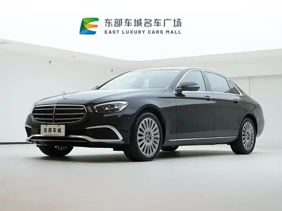 Mercedes-Benz E-Class — фото 1