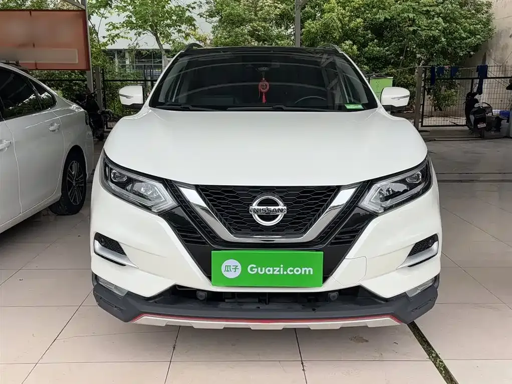 Nissan Qashqai — фото 10