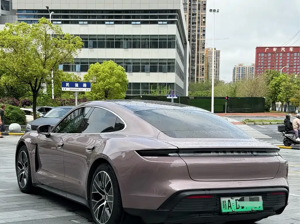 Porsche Taycan 2021 из CN, фото 3