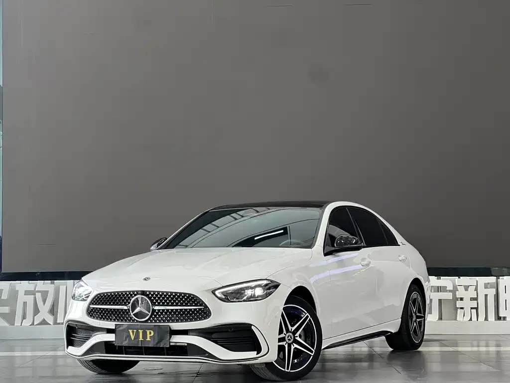 Mercedes-Benz C-Class — фото 1