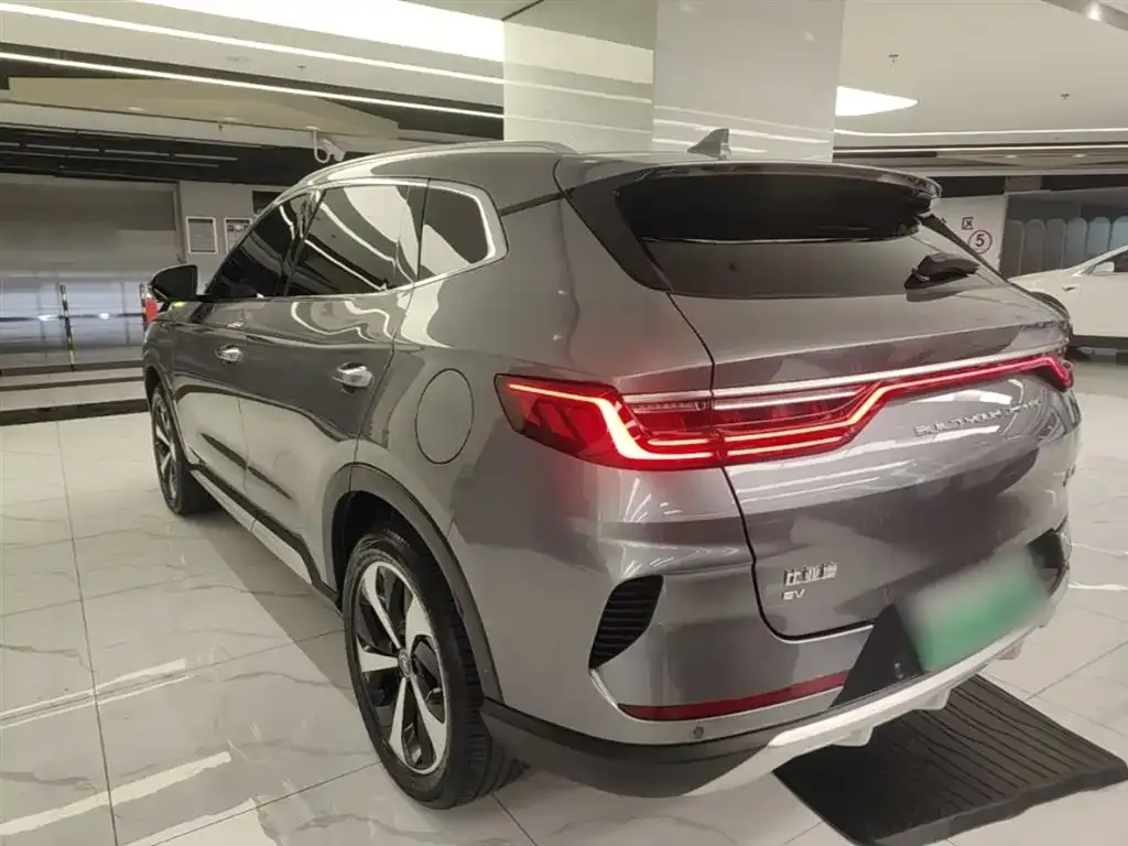 BYD PLUS New Energy — фото 4