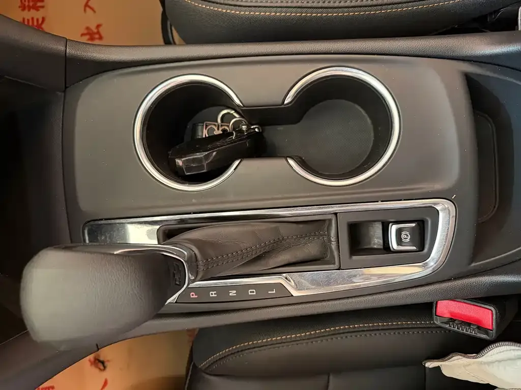 Chevrolet Equinox 2022 из CN, фото 6