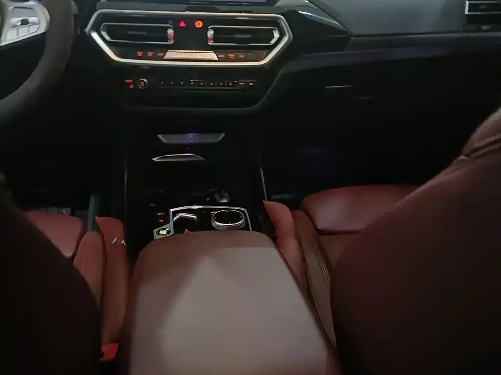 BMW iX3 2024 из CN, фото 4