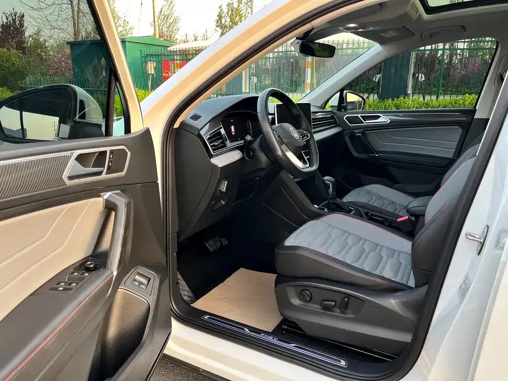 Volkswagen Tiguan L New Energy 2023 из CN, фото 4