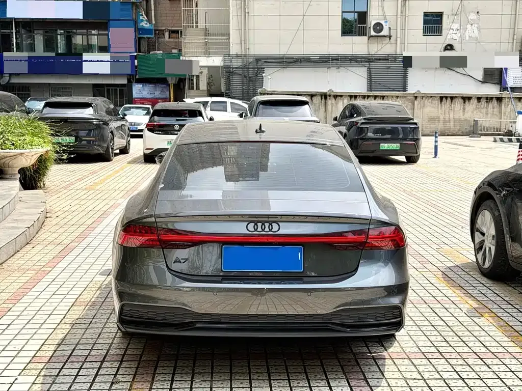 Audi A7 — фото 9