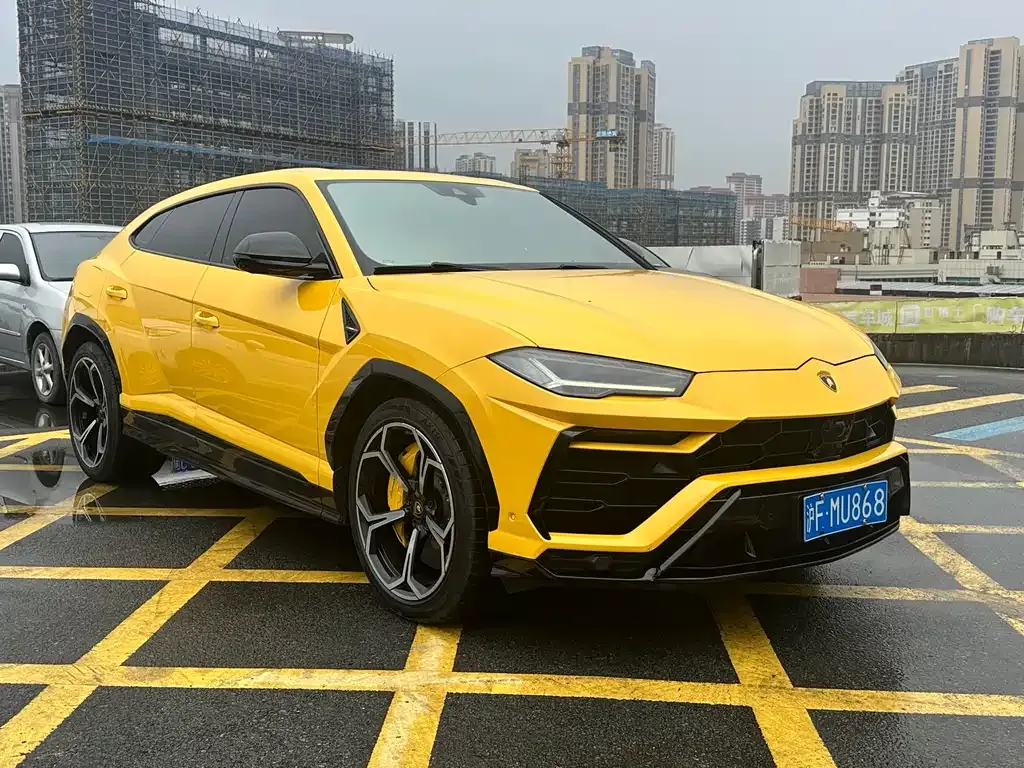 Lamborghini Urus — фото 7