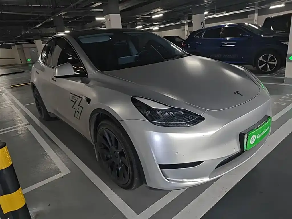 Tesla Model Y — фото 9