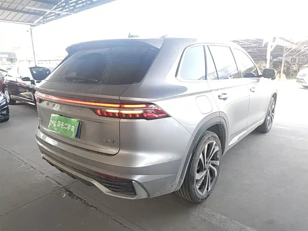 Geely Xingyue L — фото 6