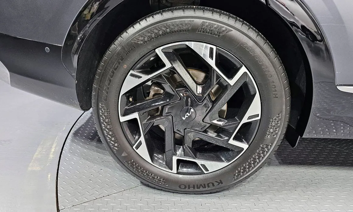 Kia Sportage — фото 8
