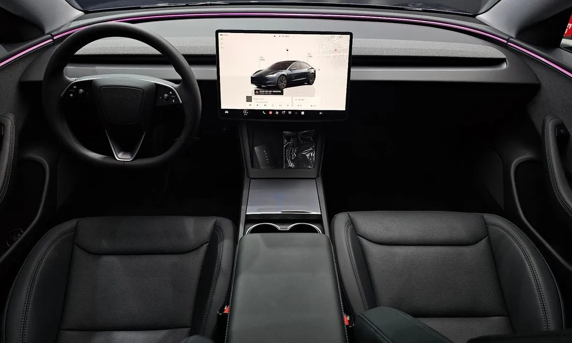 Tesla Model 3 — фото 10