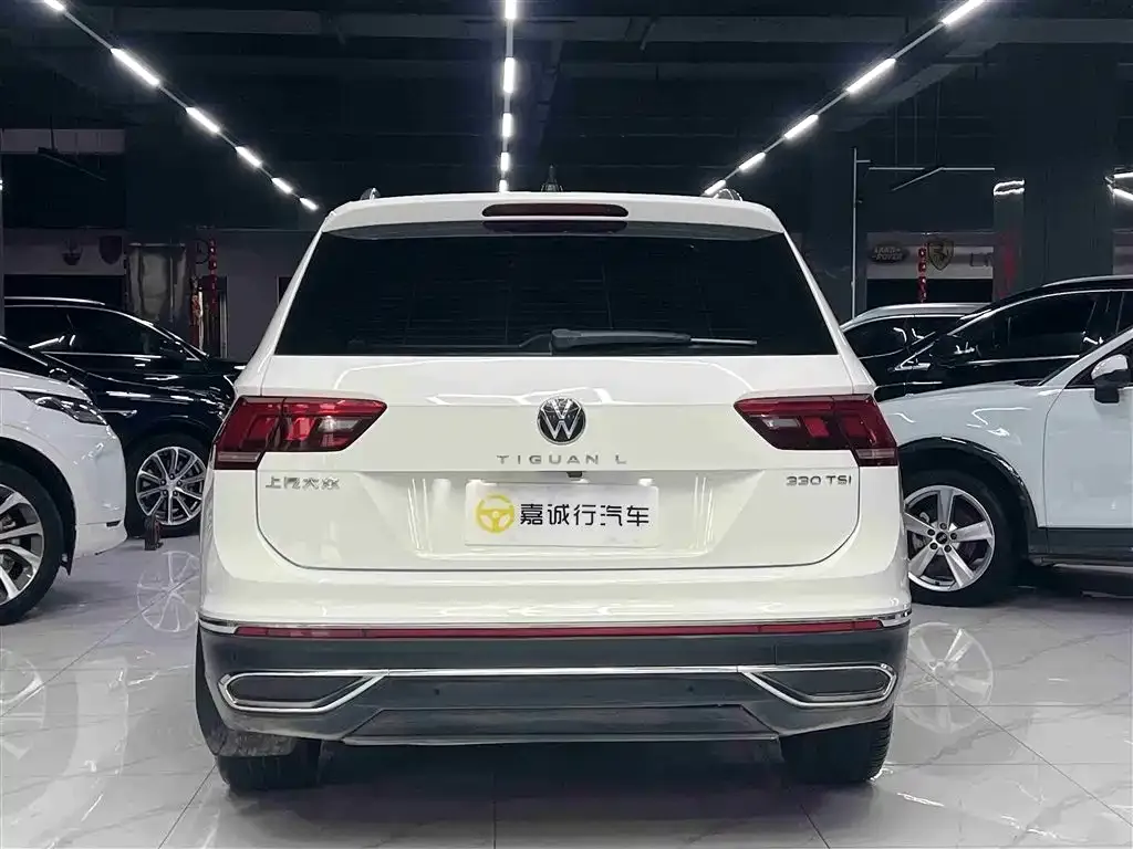 Volkswagen Tiguan L — фото 2