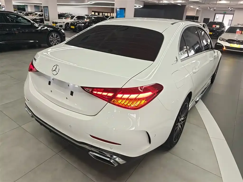 Mercedes-Benz C-Class — фото 10