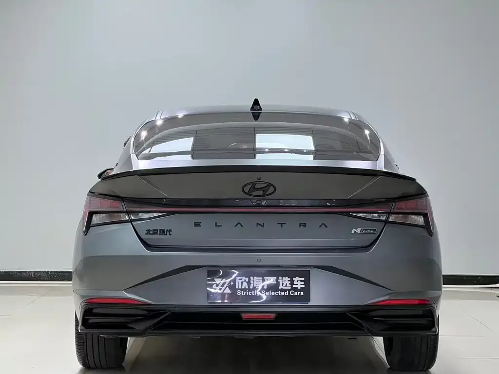 Hyundai Elantra — фото 2