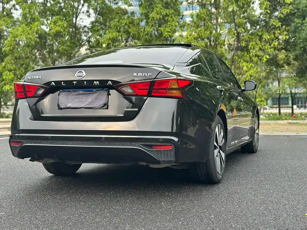 Nissan Teana — фото 5