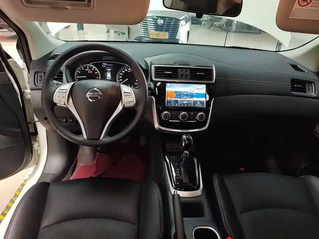 Nissan Tiida 2024 из CN, фото 9