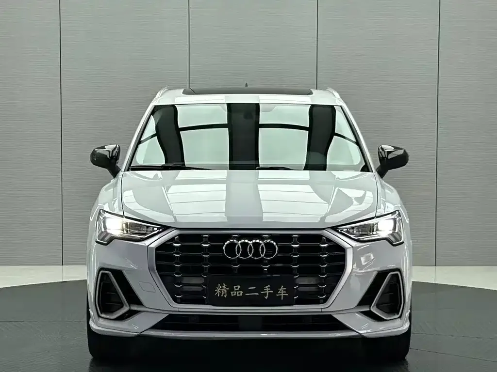 Audi Q3 — фото 7