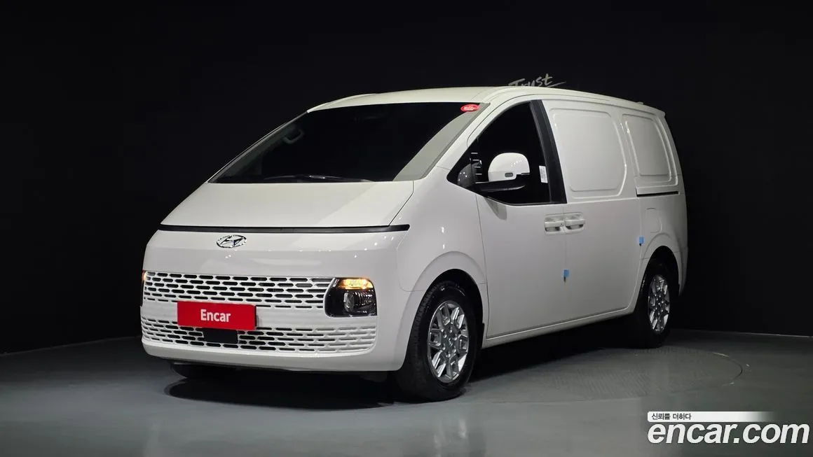 Hyundai Staria 2024 из KR, фото 1