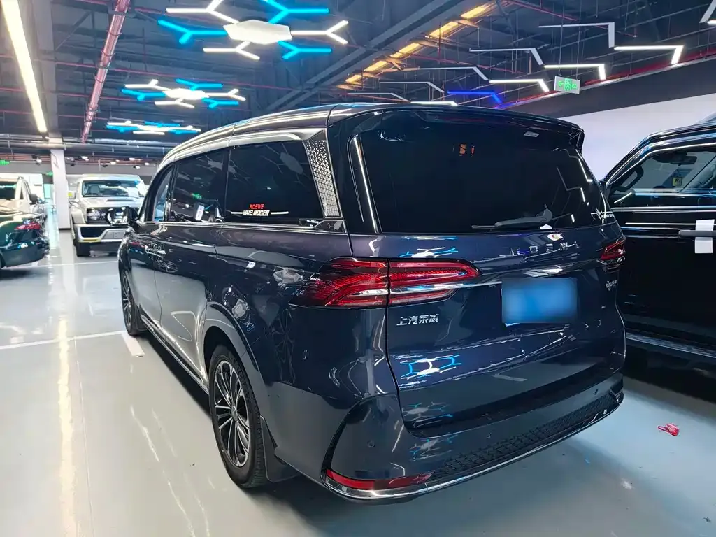 Roewe iMAX8 — фото 4