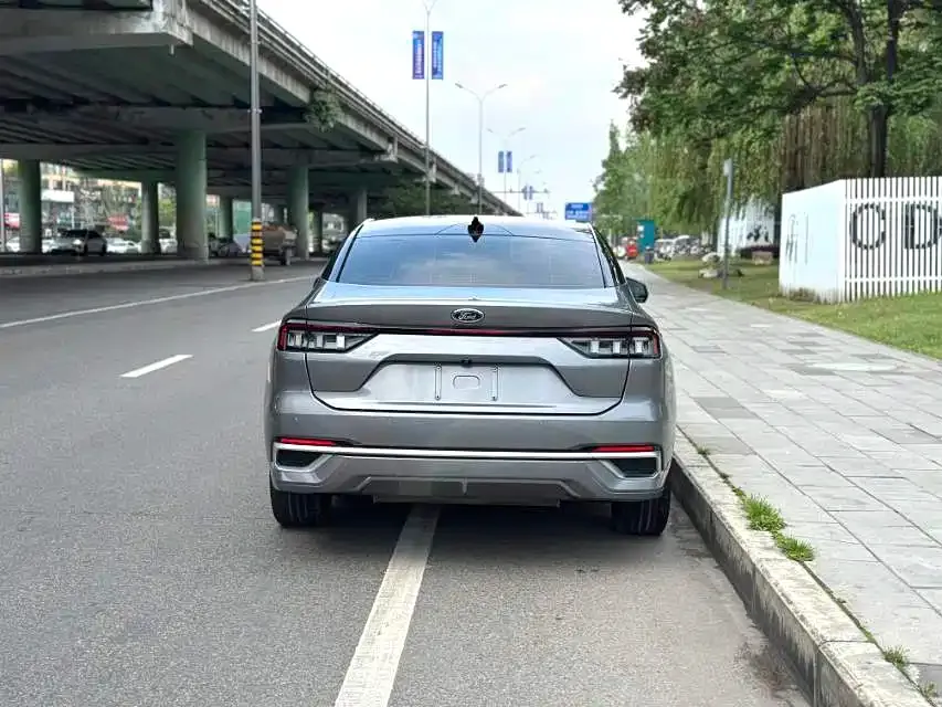 Ford Mondeo 2022 из CN, фото 3
