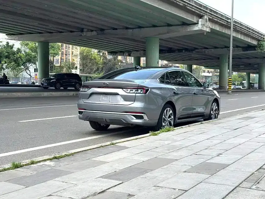 Ford Mondeo 2022 из CN, фото 9
