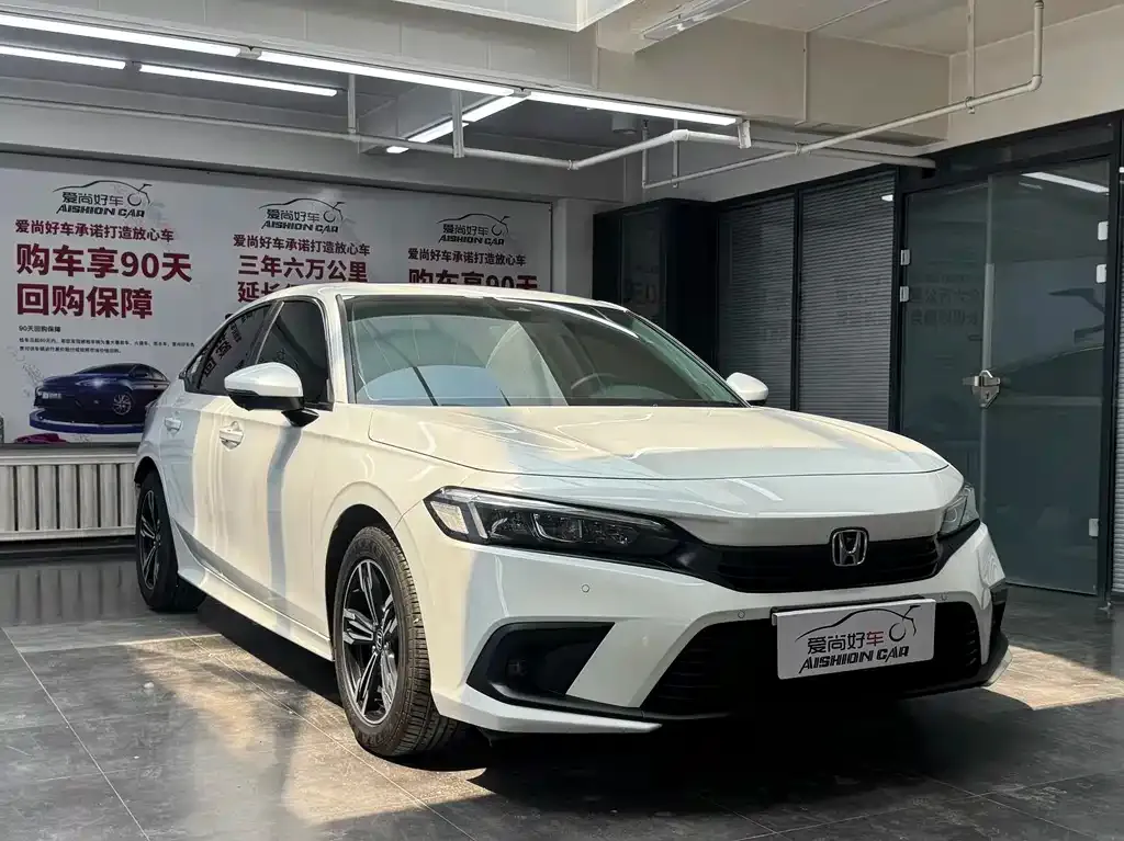 Honda Civic — фото 8