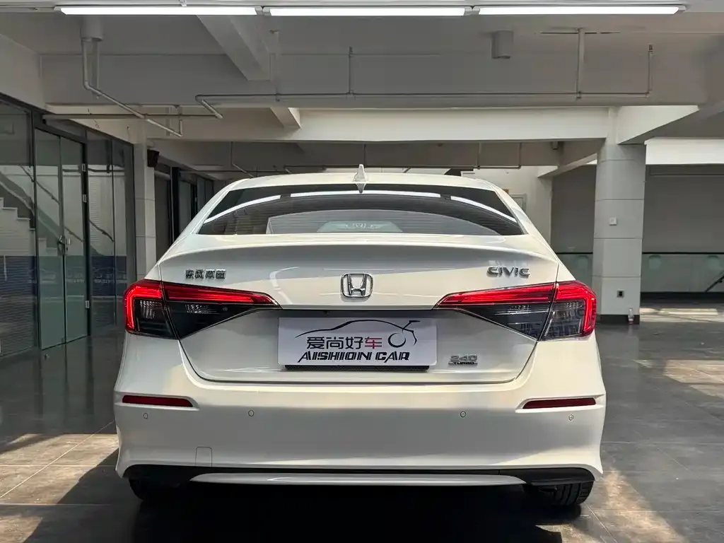 Honda Civic — фото 3