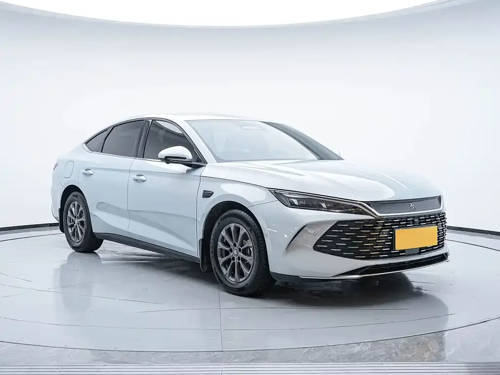 BYD Qin L — фото 8