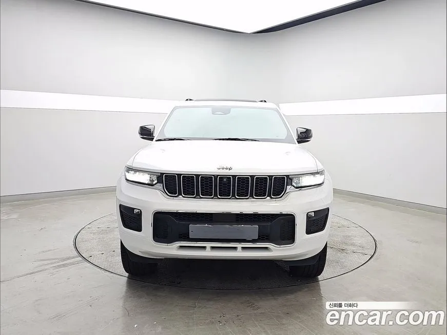 Jeep Cherokee — фото 1