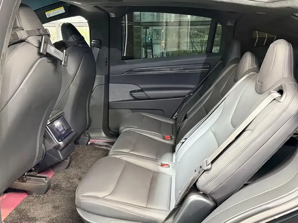 Tesla Model X 2025 из CN, фото 10
