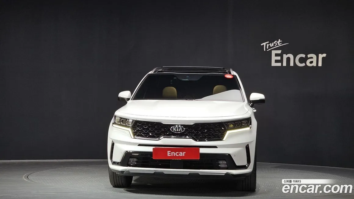 Kia Sorento — фото 4