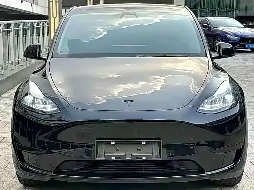 Tesla Model Y — фото 5