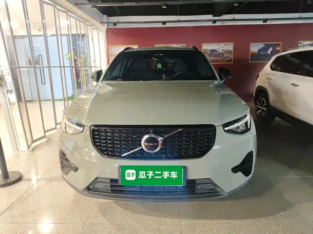Volvo XC40 2023 из CN, фото 8
